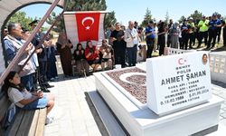 Nevşehirli Şehit Polis Memuru Ahmet Şahan Kozaklı'daki Kabri Başında Anıldı
