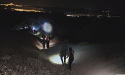 Ülkü Ocakları Kapadokya’da Ay Işığında Gece Yürüyüşü Düzenledi