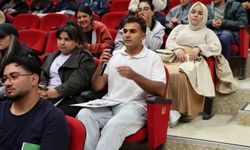 Rektör Aktekin, Nevşehir İlçelerinde Öğrenim Gören Öğrencilerle Bir Araya Geldi
