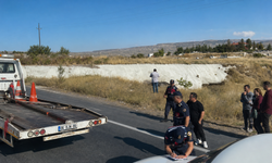 Ortahisar’da Otomobil Şarampole Uçtu