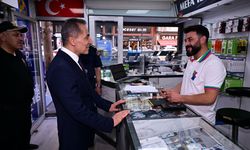 Vali Kök, Nevşehir’de Milli İrade Caddesi Esnafını Ziyaret Etti
