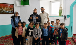 Nevşehir’de Çatlı Minik Öğrenciler Tarihi Kaya Camii’ni Ziyaret Etti