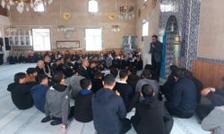 Nevşehir’de Lise Öğrencileri Mehmet Akif Ersoy Camii’nde Buluştu