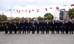 Nevşehir’de Cumhuriyet Bayramı Coşkusu Çelenk Sunumu İle Başladı