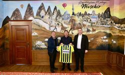 Fenerbahçe Yönetiminden Nevşehir Belediye Başkanı Rasim Arı’ya Ziyaret