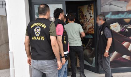 Nevşehir'de masaj salonuna baskın!