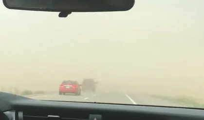 Aksaray’da Kum Fırtınası Zincirleme Kazaya Neden Oldu