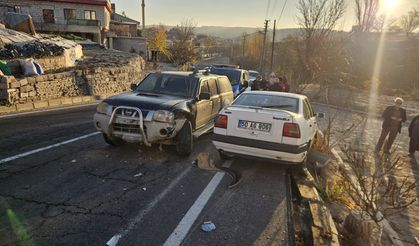 Sulusaray’da trafik kazası maddi hasarlı atlatıldı