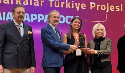 Avanoslu Sanatçı Hazal Ünsal Coruk Türkiye Birincisi Oldu