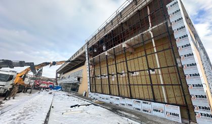 Nevşehir, 2 Bin 500 Kişilik Spor Salonu İçin Gün Sayıyor