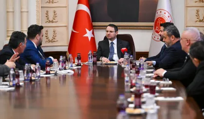 Bakan Gürlek'e Nevşehirli hemşerilerinden hayırlı olsun ziyareti