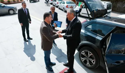 TÜRSAB Başkanı Bağlıkaya Nevşehir'de Başkan Arı İle Görüştü