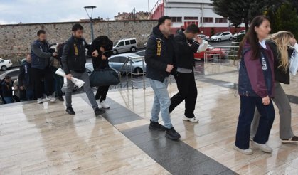 Nevşehir’de Nitelikli Dolandırıcılık Operasyonu: 10 Şüpheli Gözaltında