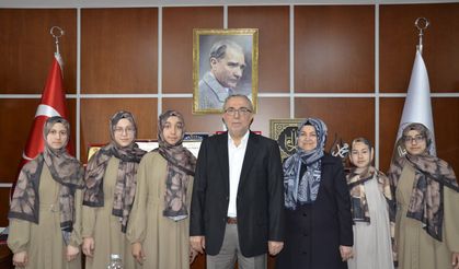 “Taş Hafız” Öğrencilerden Nevşehir İl Müftüsü Güzel’e Ziyaret