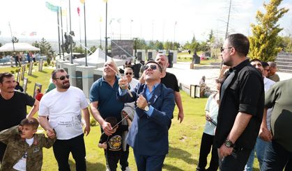 Nevşehir’de Uçurtma Şenliği Coşkusu: Gökyüzü Rengârenk Uçurtmalarla Şenlendi