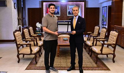 Ahilik Sancağı Nevşehir’de Vali Kök’e Teslim Edildi
