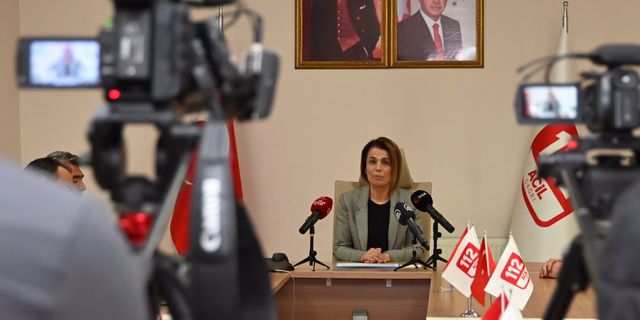 Vali Becel, Nevşehir'den Deprem Bölgesine Yapılan Yardımları Değerlendirdi