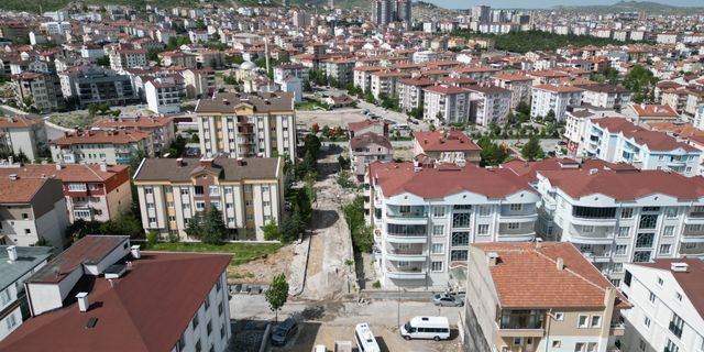 Nevşehir Güzelyurt Mahallesi’nde Bozulan Yolar Yenileniyor