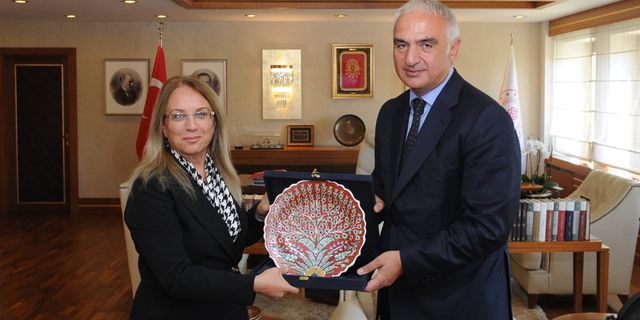 Nevşehir Milletvekili Kılıç, Turizm Bakanı Ersoy ile görüştü