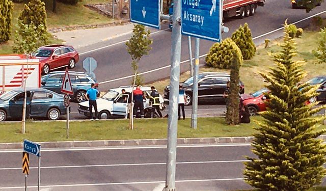 Nevşehir'de 3 araçlı zincirleme kaza