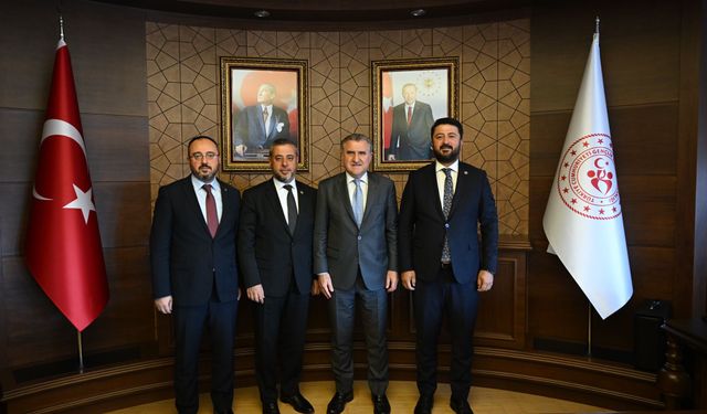 AK Parti Nevşehir Heyeti Gençlik ve Spor Bakanı ile görüştü