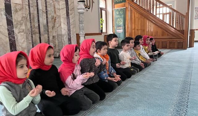 4-6 yaş Kuran Kurslarında Kandil Programları Düzenlendi...