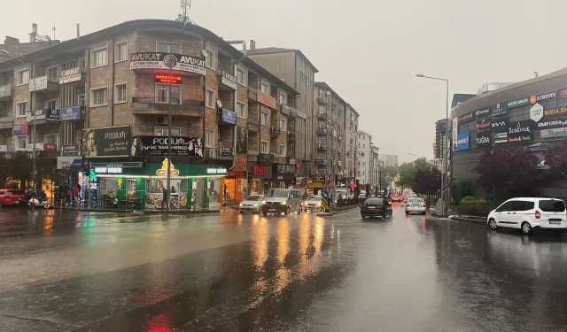 Sağanak yağış ve dolu Nevşehir'i vurdu!