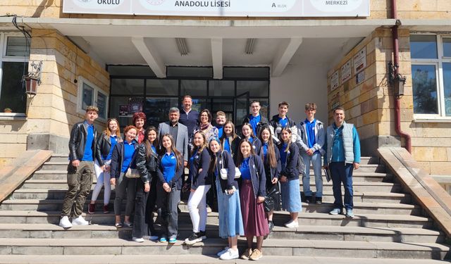 Romanyalı Öğrenciler Nevşehir‘i Keşfediyor