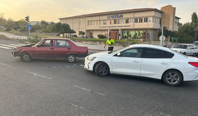 Ürgüp'te ışık ihlali kazaya neden oldu