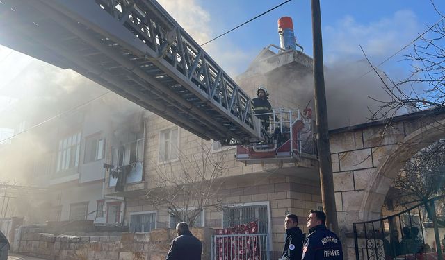 Nevşehir'de yangın: 4'ü çocuk 5 kişi tahliye edildi