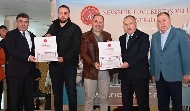 Nevşehir İl Protokolü ve Hayırseverler NEVÜ’lü Öğrencilerle İftar Sofrasında Buluştu