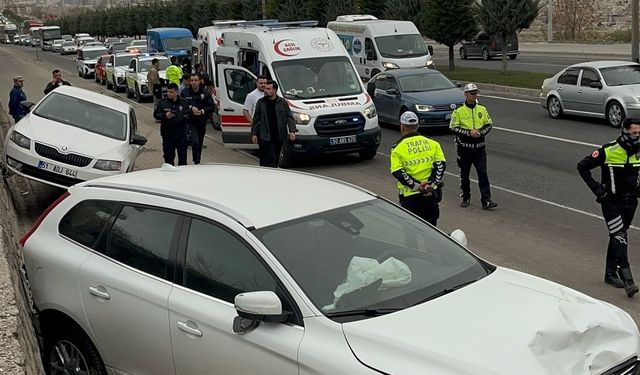 Nevşehir'de İftara dakikalar kala 2 araç çarpıştı: 4 yaralı