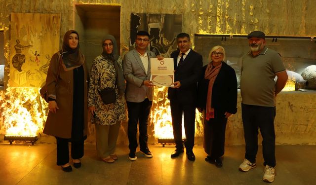 NEVÜ GSF Resim Bölümü'nden '2025 Yıl Sonu Mezuniyet Sergisi'
