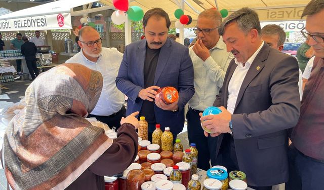 Acıgöl'de Gazze için “Hayır Kermesi” düzenledi
