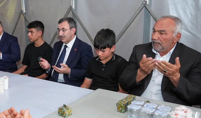 Yılmaz, Nevşehir'de şehit ailesini ziyaret etti