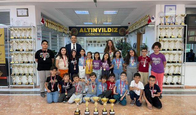 Altınyıldız İlköğretim Kurumu'ndan Satrançta Büyük Başarı!