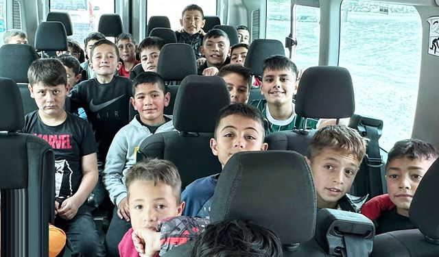 Nevşehir'i Köy Köy Gezip, Hafızlık Sevdasını Anlatıyorlar