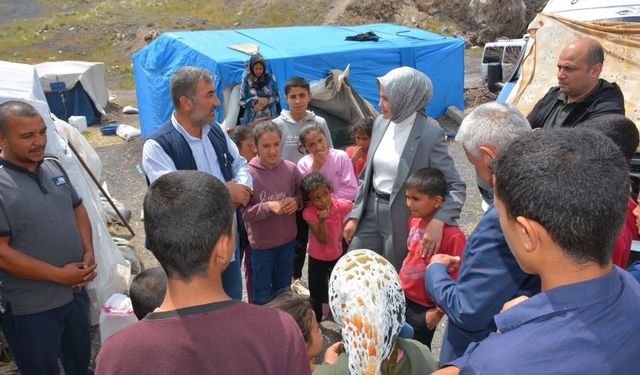Derinkuyu Kaymakamı tarım işçilerini çadırlarında ziyaret etti