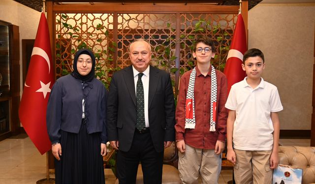 Vali Fidan, LGS Türkiye Birincilerini Makamında Ağırladı