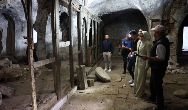 Nevşehir'in Derinkuyu İlçesinde Gizemli Manastır Keşfi!