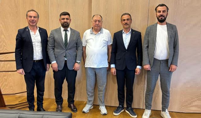 TÜRSAB Heyetinden NTSO Başkanı Parmaksız’a Teşekkür Ziyareti