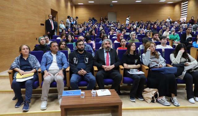 NEVÜ Eğitim Fakültesi'nde "İlk Ders Filistin"