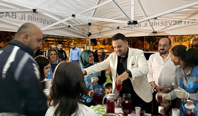 AK Parti Nevşehir Teşkilatı Mevlid Kandili’nde Ağızları Tatlandırdı