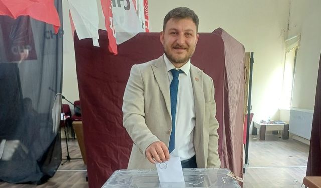 CHP’de Avanos İlçe Başkanlığı’nı Uzel Kazandı