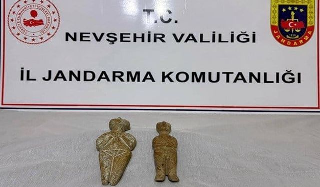 Nevşehir’de Tarihi Eser Operasyonu: 2 Heykelle Yakalandı