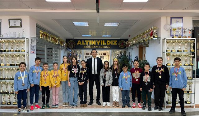 Nevşehir ve Kayseri Yüzme Yarışlarında Altınyıldız Farkı!