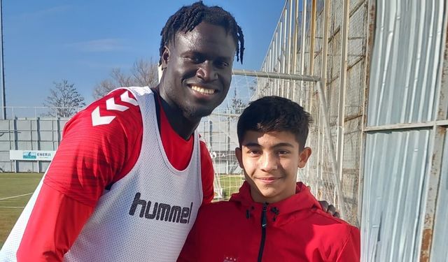 Nevşehirli Genç Yetenekler Sivas Spor A Takımıyla Tanıştı