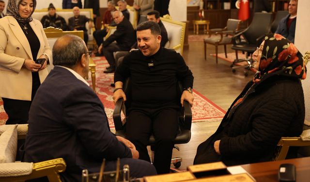 Başkan Arı Halkla Buluştu: “Kapılar Yine Sonuna Kadar Açık”