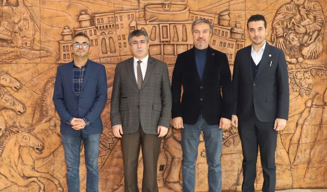 Eğitim-Bir-Sen’den NEVÜ Rektörü Aktekin’e Ziyaret