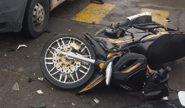 Nevşehir'de Otomobil ile Motosiklet Çarpıştı, 2 Yaralı